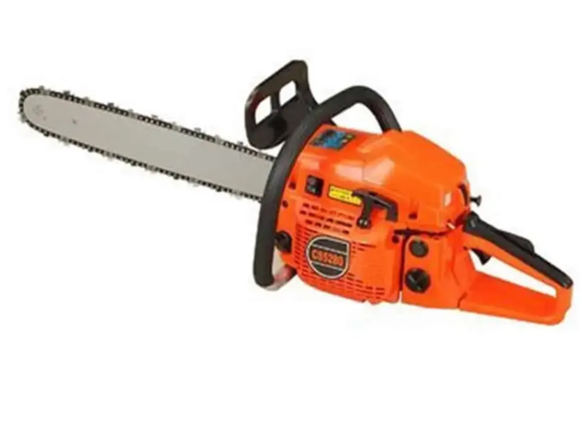 AG176_Chainsaw_1.webp