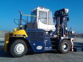 Mahindra 8 Ton Forklift 